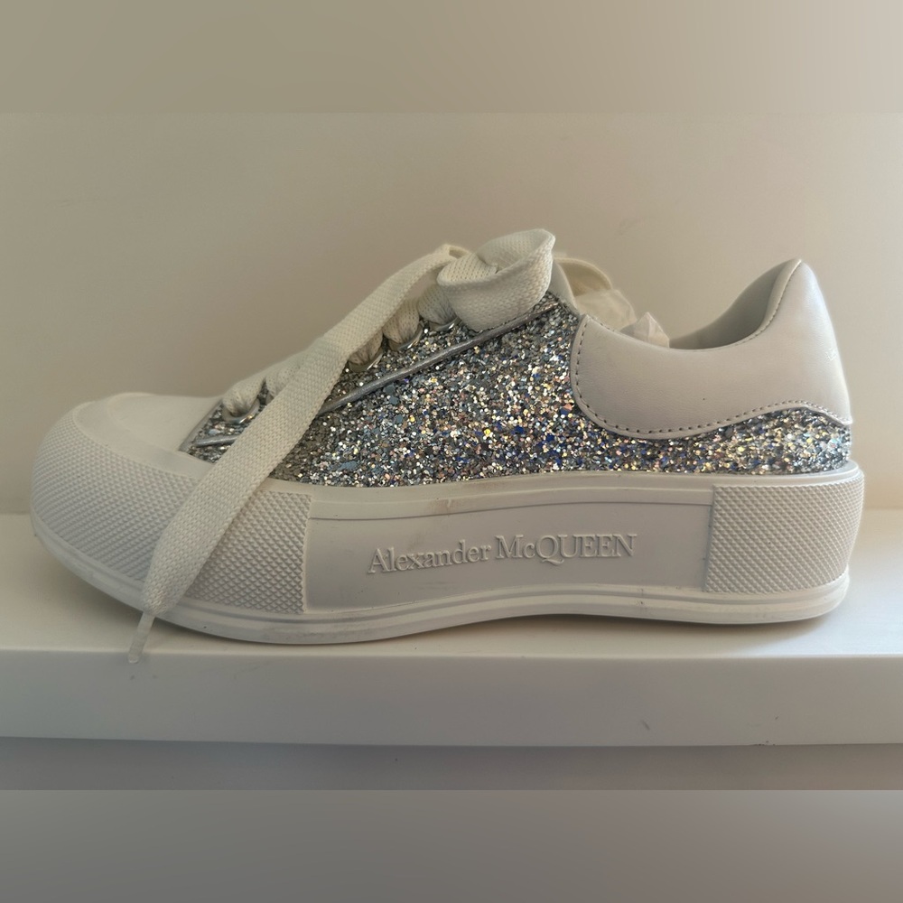 Alexander McQueen white and silver glitter sneakers - Picture 3 of 7